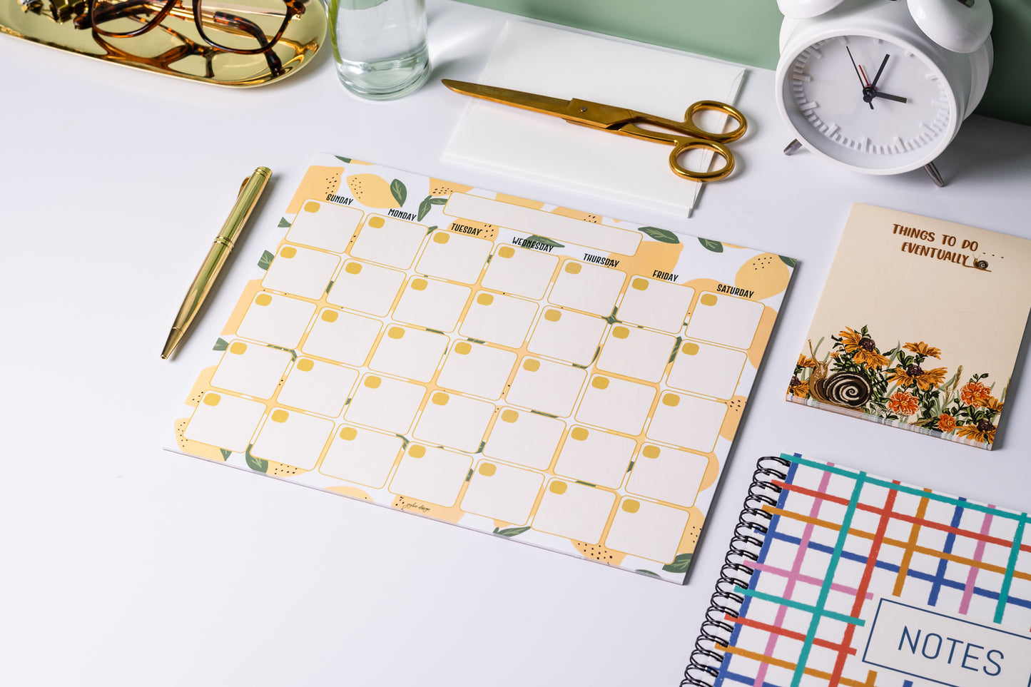 Lemon Monthly Planner - 15 Pages